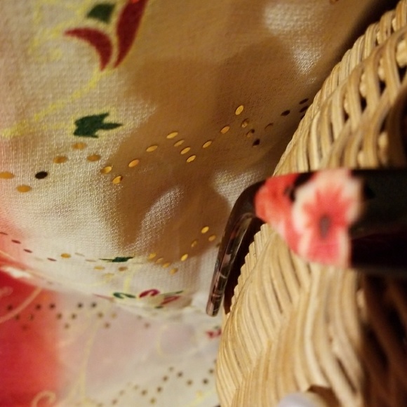 Floral Printed Sunglasses - Picture 6 of 6